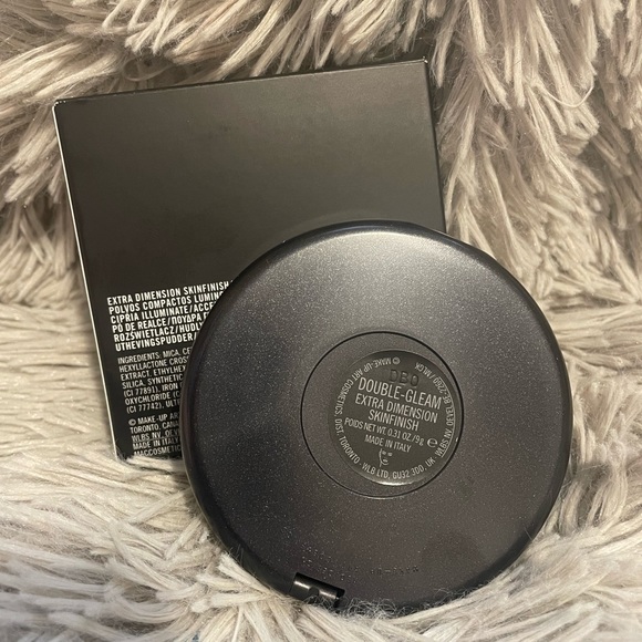 ✨ MAC Extra Dimension Skinfinish - Picture 3 of 5